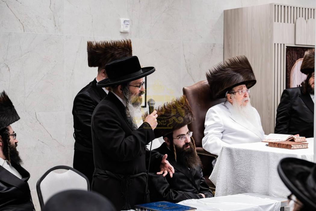 הרב הגאון דומ"ץ קהלתינו ק"י ור"מ בישי"ג שליט"א טרע