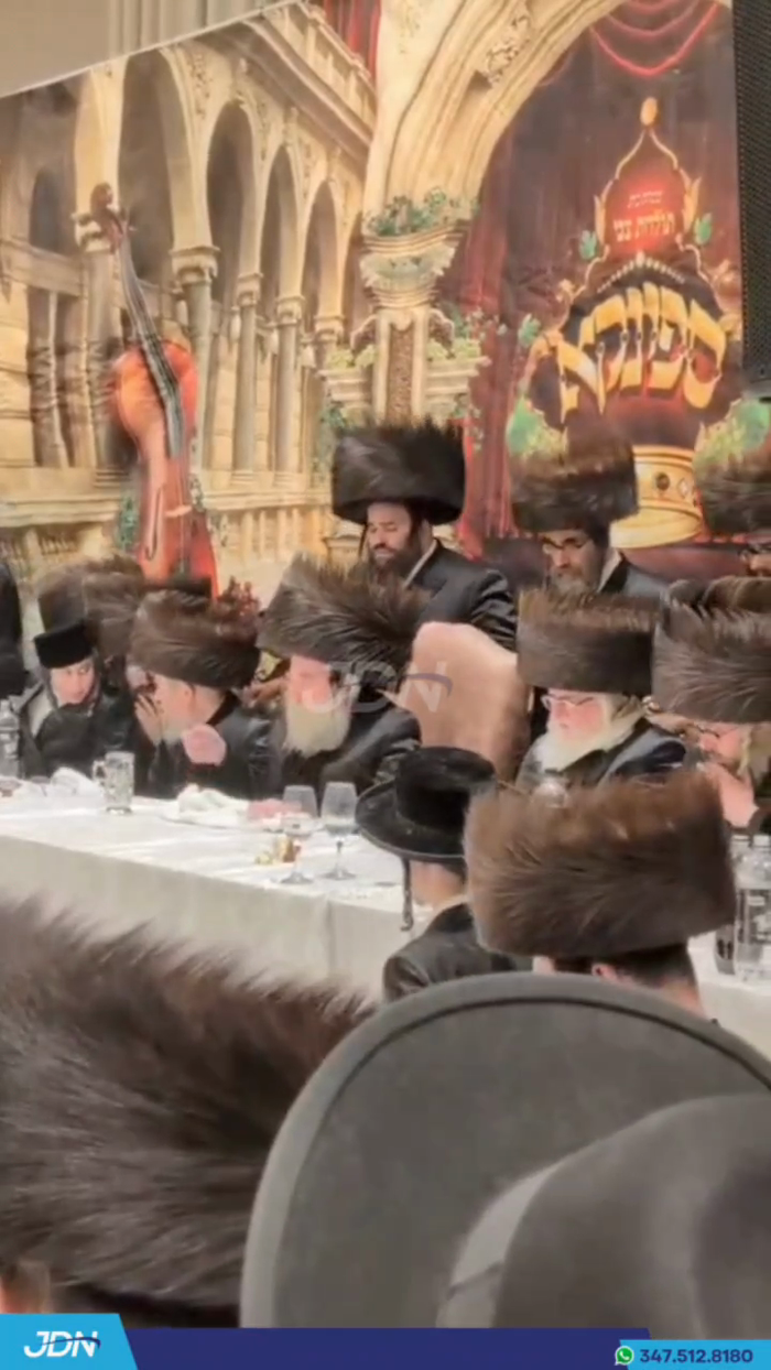 האדמו"ר מתולדות צבי ספינקא ביים מצוה טאנץ ביים שמח