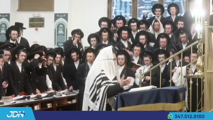 האדמו"ר מסאטמאר ביי אמירת הלל, אין ישיבה גדולה קרי