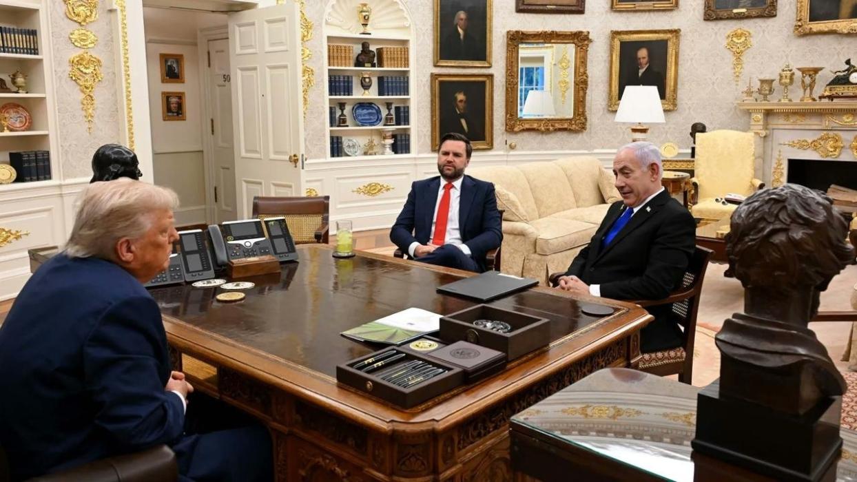 פרעזידענט טראמפ זאגט אז איראן איז זיין 10'טע מלחמה