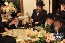 כ''ק מרן הגאב''ד שליט''א אין שטוב פון הרבני הנגיד 