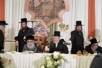 🌴בצל הקודש🌴
רבינו שליט''א ביים סעודת ר''ח וכינוס א