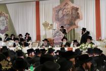🌴בצל הקודש🌴
רבינו שליט''א ביים סעודת ר''ח וכינוס א