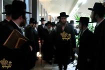 🌴בצל הקודש🌴
רבינו שליט''א ביי תפילת מעריב אינעם מא