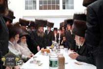 כ''ק רבינו הגה''ק שליט''א אויף א ביקור גומלין ביי 