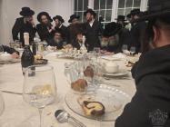 כ"ק מרן אדמו"ר שליט"א ובנו הגה"צ אב"ד ור"מ שליט"א 
