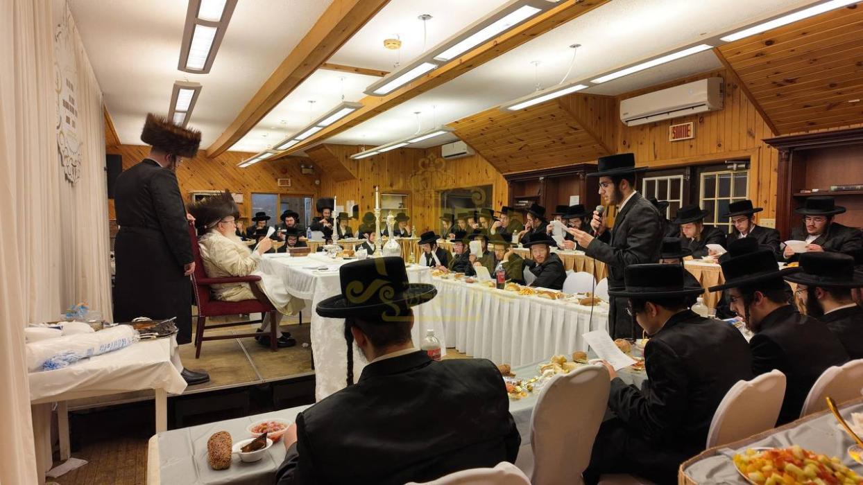 ביי די סעודת מלוה מלכה
הבה"ח ישעי' לייב הערשקאוויט