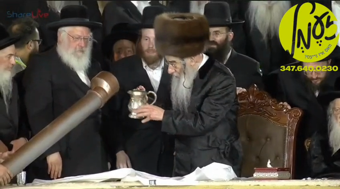 בני ברק - הנחת אבן הפינה פארן נייעם ביהמ"ד הגדול א