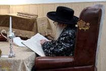 🌴בצל הקודש🌴
רבינו שליט"א ביים עוסק זיין בתורה צווי