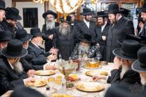 נעכטן פארנאכטס איז פארגעקומען א מסיבת לחיים בבית ה