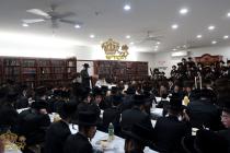 🌴בצל הקודש🌴 
רבינו שליט"א ביים סעודת מלוה מלכה לרג
