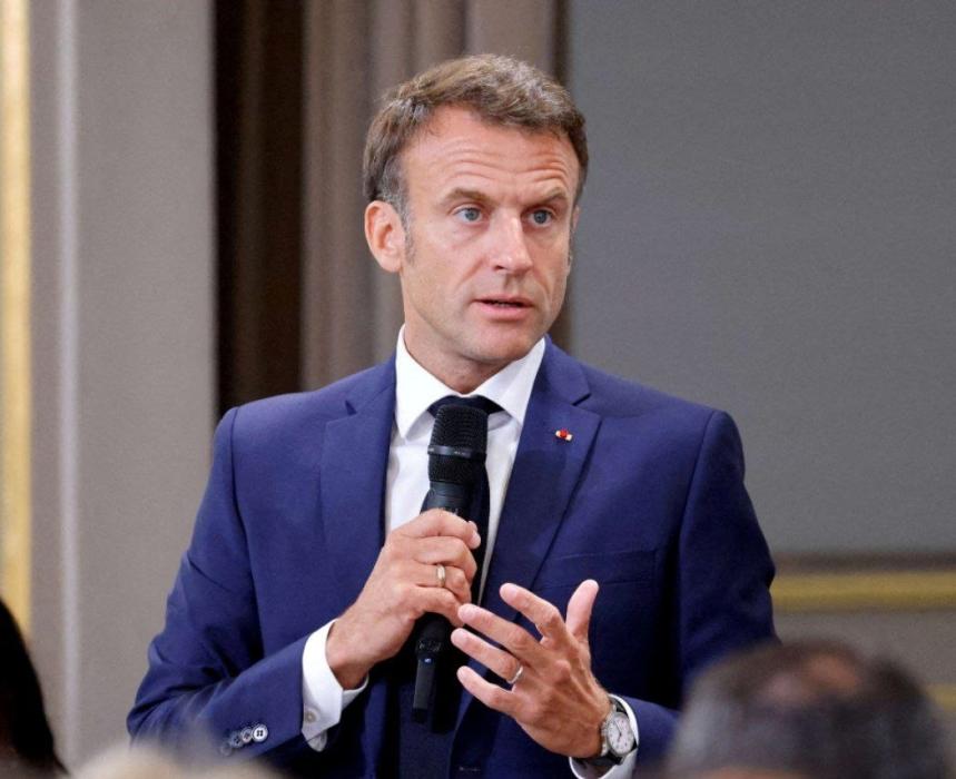 פראנקרייך האט פארבאטן סאושל מידיא פאר קינדער אונטע