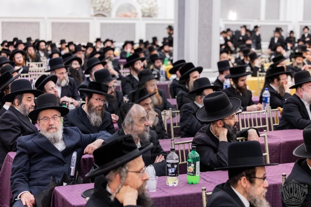 לא היו ימים טובים לישראל כחמשה עשר באב!

 ערשטמאָל