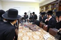 כ"ק אדמו"ר מסקולען שליט"א באזוכט ביי כ"ק מרן רבינו