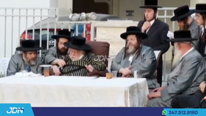 האדמו"ר מתולדות אברהם יצחק טרעט אויף מיט א שמועס פ