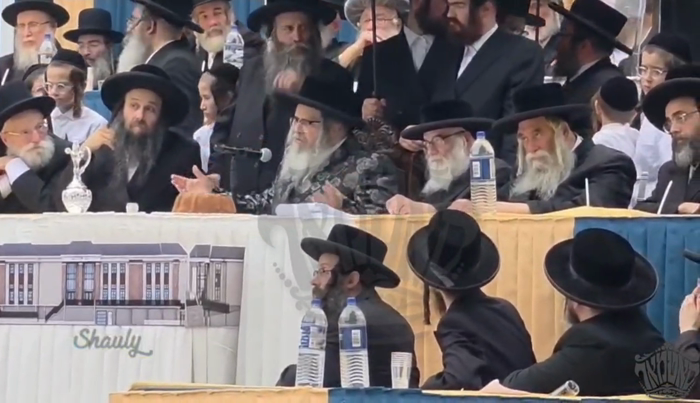 הָיְתָה לְרֹאשׁ פִּנָּה!!

 ביים היסטארישן ״מעמד ה