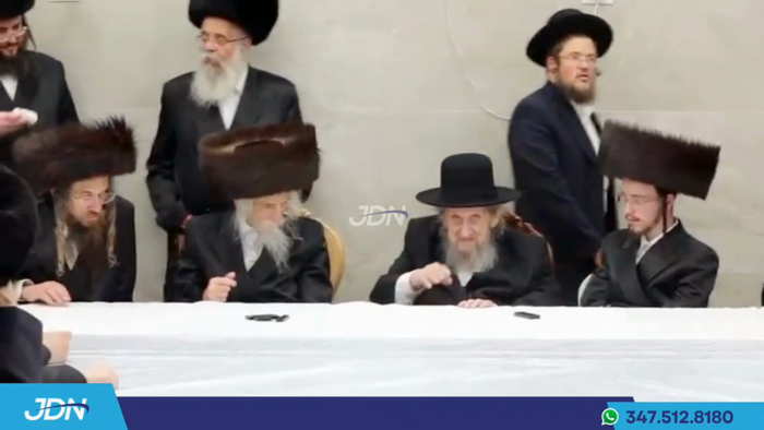 הגאון רבי דוב לאנדא ר"י סלבודקה ביים שמחת השבע ברכ