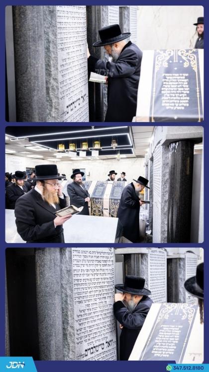 האדמו"ר מבאבוב-45 איז מתפלל ביים ציון הרה"ק מסאטמא