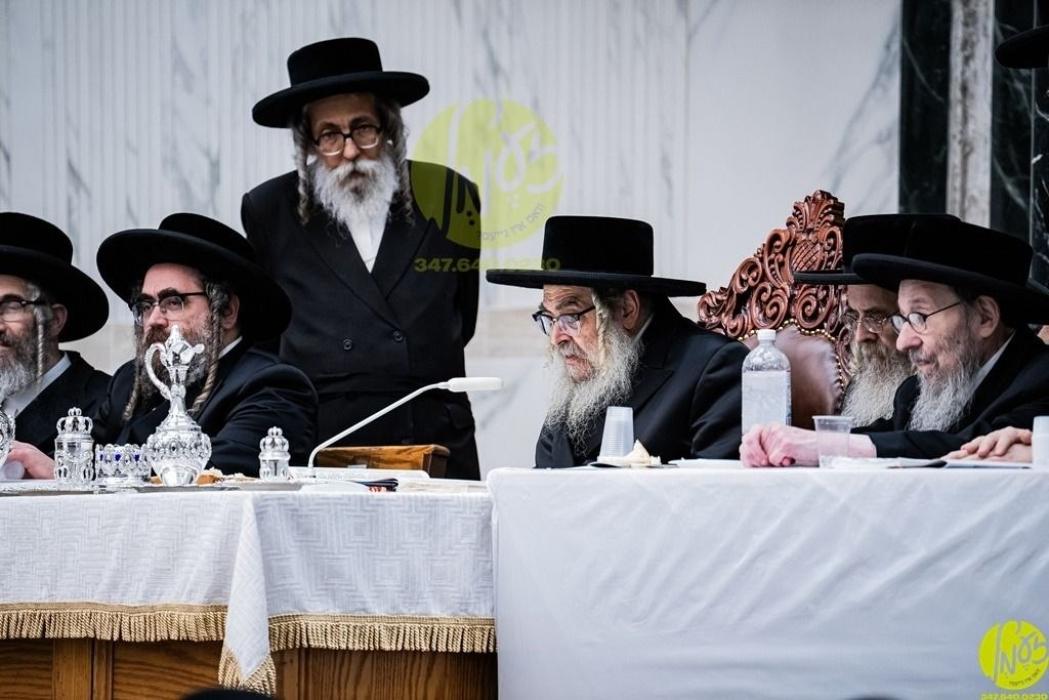 קרית יואל - דעם זונטאג נאכט ביים גרויסן סעודת הילו