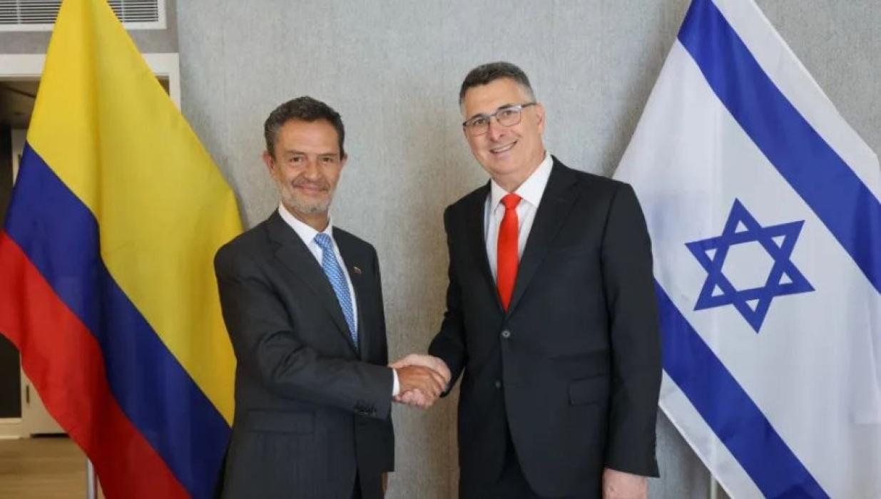 קאלאמביע האט אנערקענט מדינת ישראל'ס זעלבסטשטענדיגק