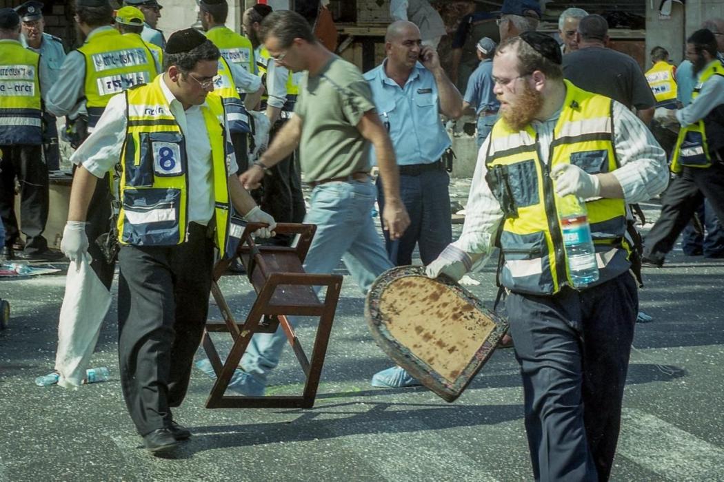 היינט אין היסטאריע: 25 יאר צוריק איז פארגעקומען א 