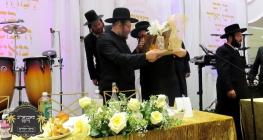 פייערליכער סיום הש''ס געלערנט געווארן בצוותא חדא ד