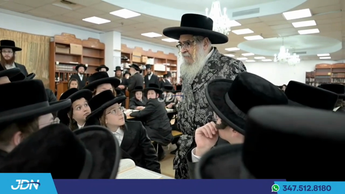 האדמו"ר מסאטמאר באזוכט אין מחנה רב טוב ד'סאטמאר - 