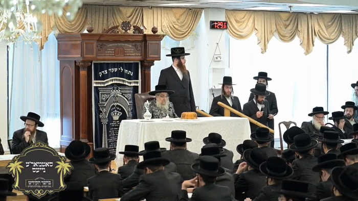 כ"ק רבינו הגה"ק שליט"א אין מחנה רב טוב בחורים קעמפ