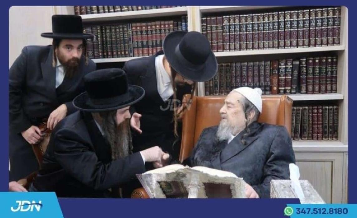 האדמו"ר מאמשינאוו ארה"ב באזוכט ביי הגה"צ רבי יעקב 