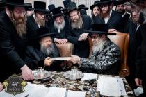 כ''ק אדמו"ר מבאבוב 45 שליט"א וועלעכע וויילט אין די