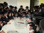 תשית לראשו עטרת פז

מעמד הכתרה בביתו נאוה קודש פון