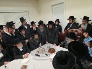 תשית לראשו עטרת פז

מעמד הכתרה בביתו נאוה קודש פון