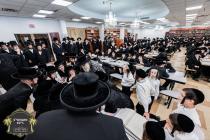 כ"ק רבינו הגה"ק שליט"א אין מחנה רב טוב בחורים קעמפ