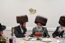 🌴בצל הקודש🌴 
רבינו שליט"א ביים שמחת הוואכנאכט לבן 
