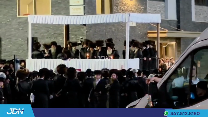 מעמד החופה ביים שמחת החתונה בבית ראחמיסטריווקא - פ