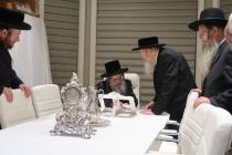 בילדער פונעם סיום וסעודת מרעים ודרשות הכנה לימי הר