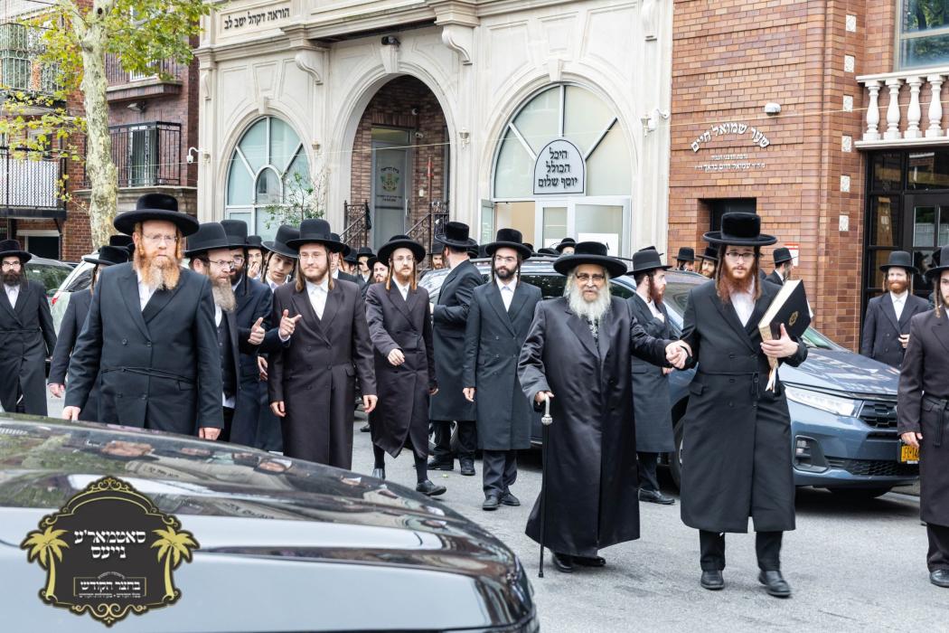 כ''ק רבינו הגה''ק שליט"א ביים פארלערנען א סוגיא שי