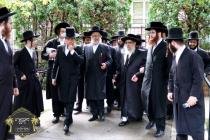כ''ק רבינו הגה''ק שליט''א ביים פארלאזן ביתו נאוה ק