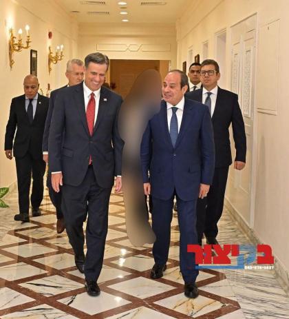 סי-איי-עי דירעקטאר דזשאן רעטקליף האט זיך געטראפן מ