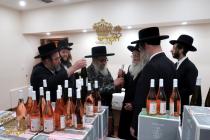 🌴בצל הקודש🌴 
רבינו שליט''א ביים בענטשן פלעשער וויי