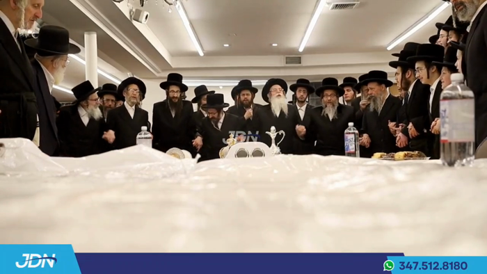 סיום כתיבת ספר תורה פארן ס"ת געשריבן לז"נ הרה"ק בע
