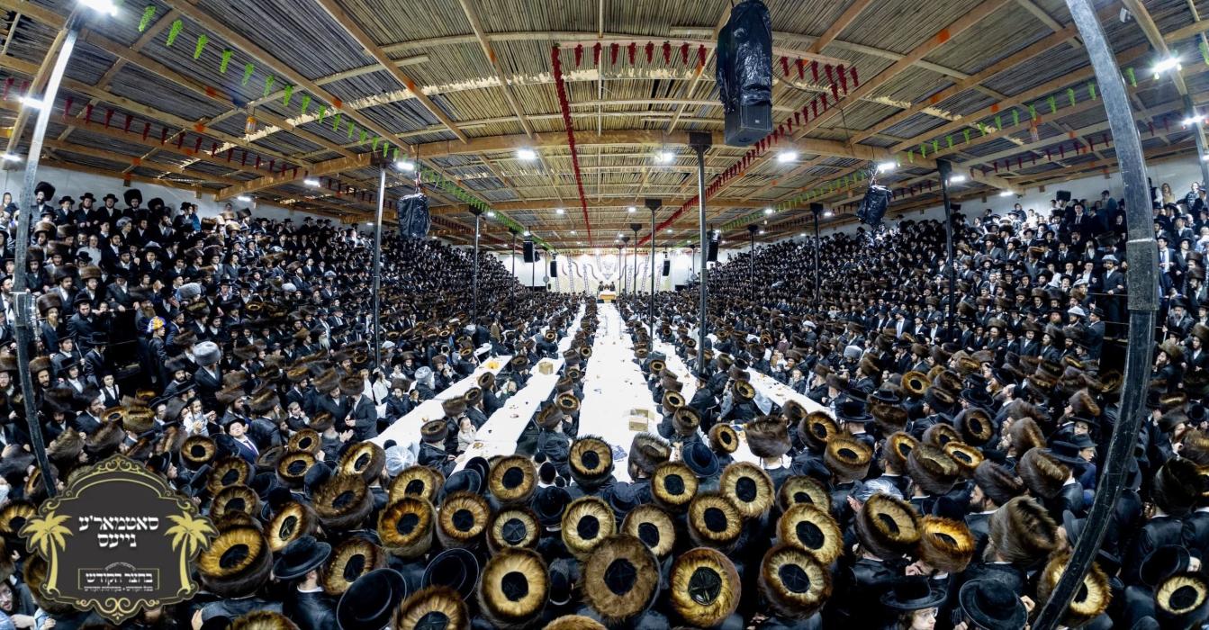 ערשטע בילדער כ''ק רבינו הגה''ק שליט''א ביים שלחן ה