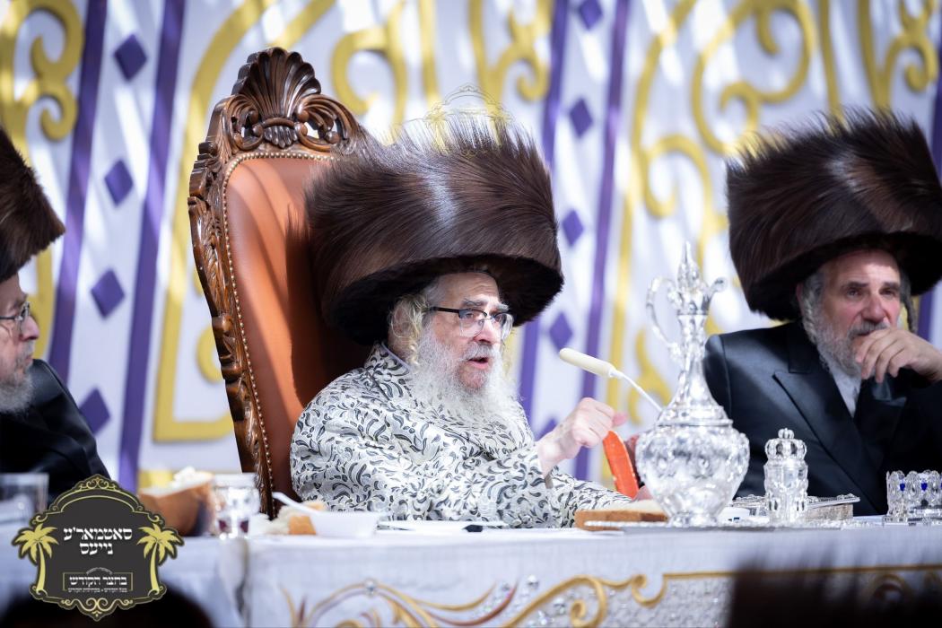 כ''ק רבינו הגה''ק שליט"א ביים סעודת ברית פון נכדו,