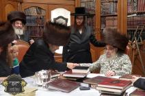 הרב הגאון ר' אהרן מרדכי בריסק שליט"א דומ"ץ טאשנאד 