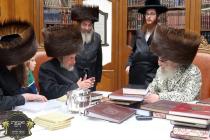 הרב הגאון ר' אהרן מרדכי בריסק שליט"א דומ"ץ טאשנאד 