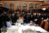 הרב הגאון ר' אהרן מרדכי בריסק שליט"א דומ"ץ טאשנאד 