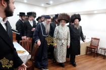 🌴בצל הקודש🌴 
האדמו"ר רבי יאשיהו פינטו שליט''א - רא