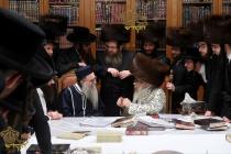 🌴בצל הקודש🌴 
האדמו"ר רבי יאשיהו פינטו שליט''א - רא