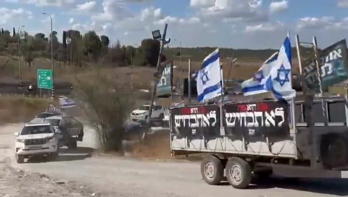 א צאל קאר פּאראדעס זענען געווארן ארגענעזירט היינט צ