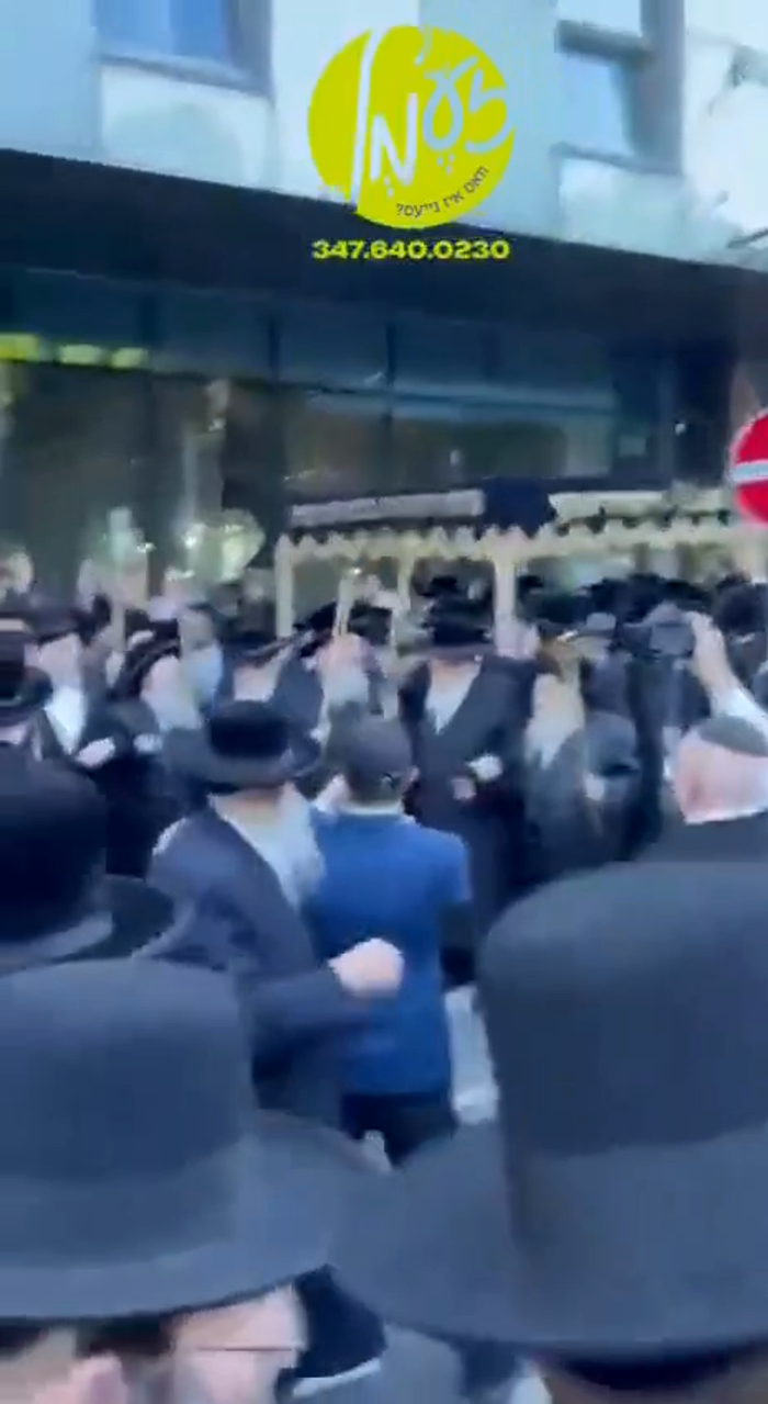 סלאוואקיע - הונדערטער אידן וועלכע זענען געקומען צו